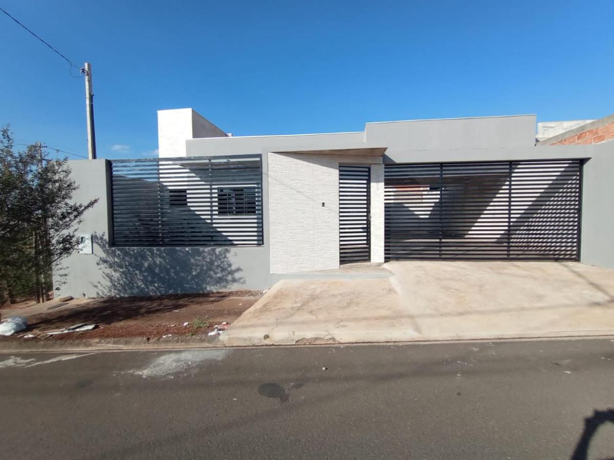 Casa Grande Em Arapongas Villa Kültér fotó